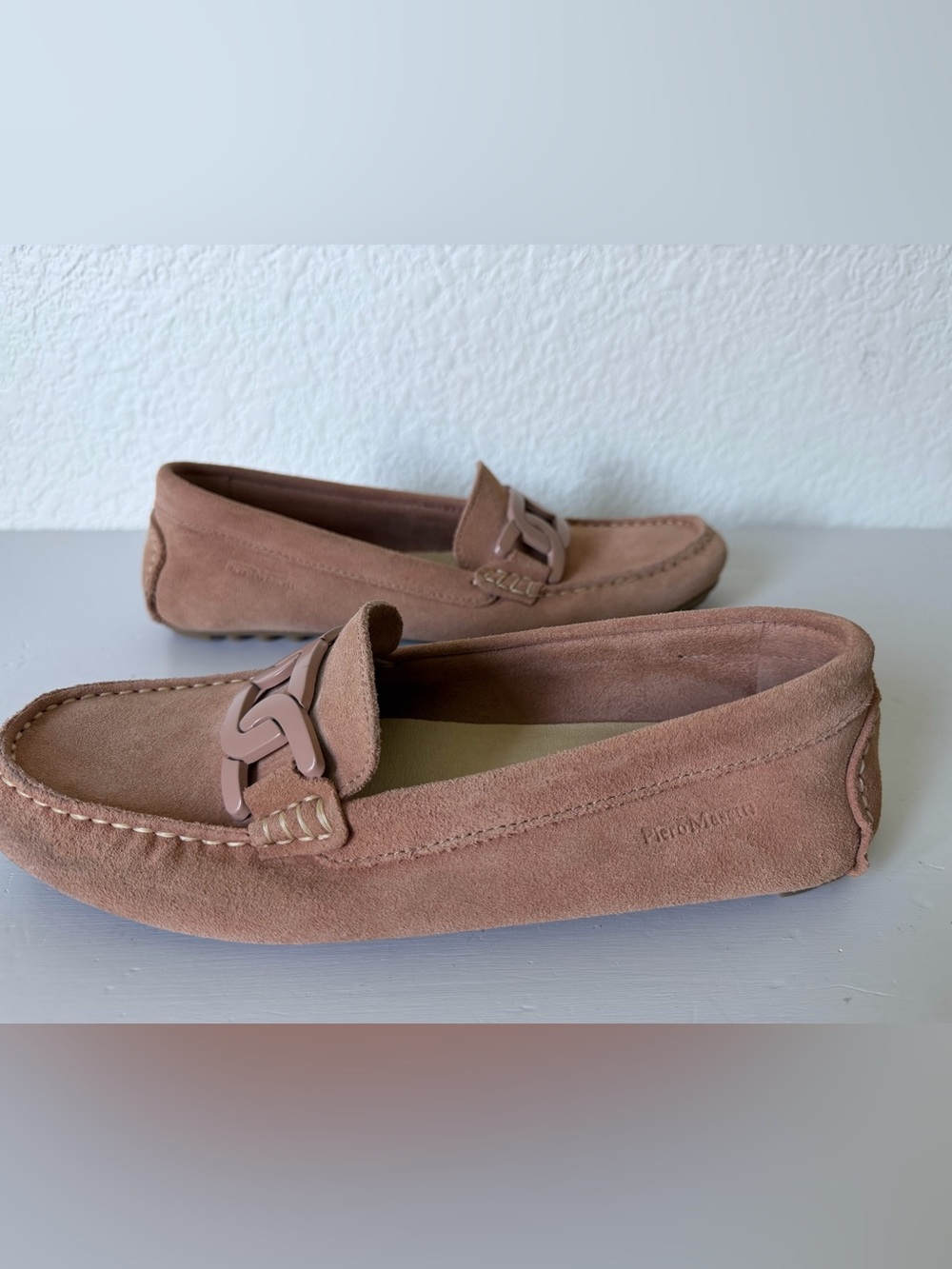 PIERO MASETTI Suede Slip-On Loafers with Monochromatic Accent Size 39 Never Worn